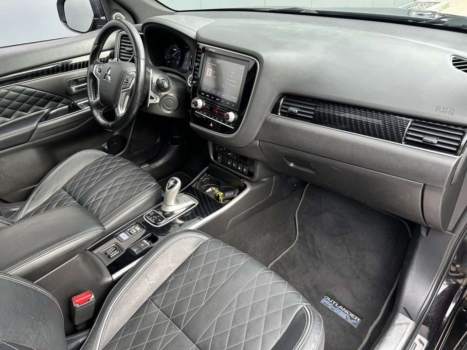 Mitsubishi Outlander - Imagem 17
