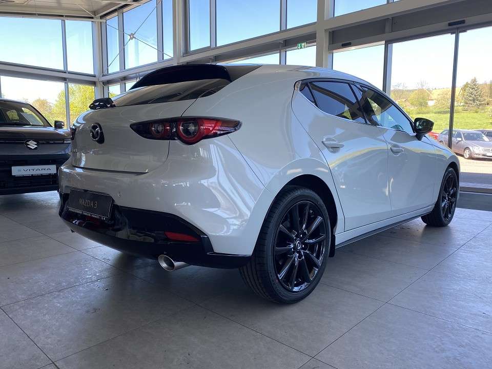 Mazda 3 - Imagem 2