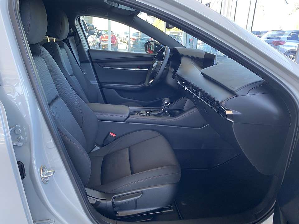 Mazda 3 - Imagem 5