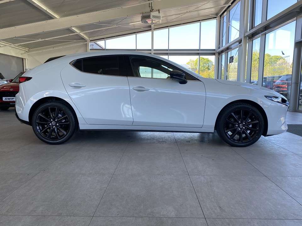 Mazda 3 - Imagem 8