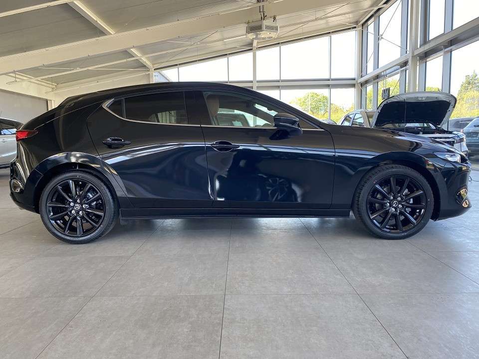 Mazda 3 - Imagem 8