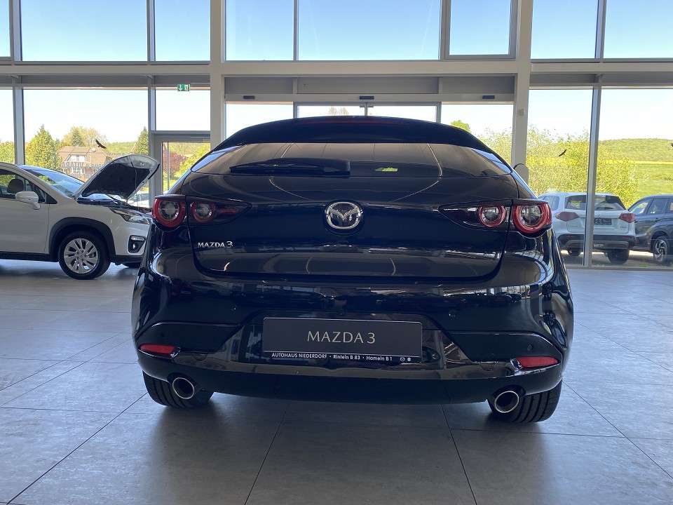 Mazda 3 - Imagem 12