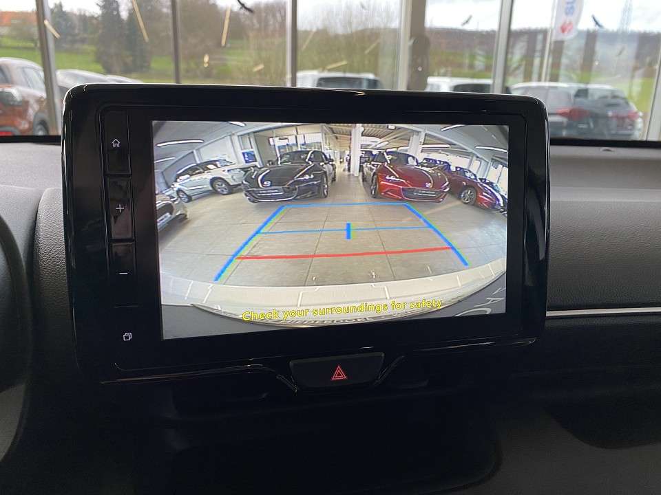 Mazda 2 - Imagem 12