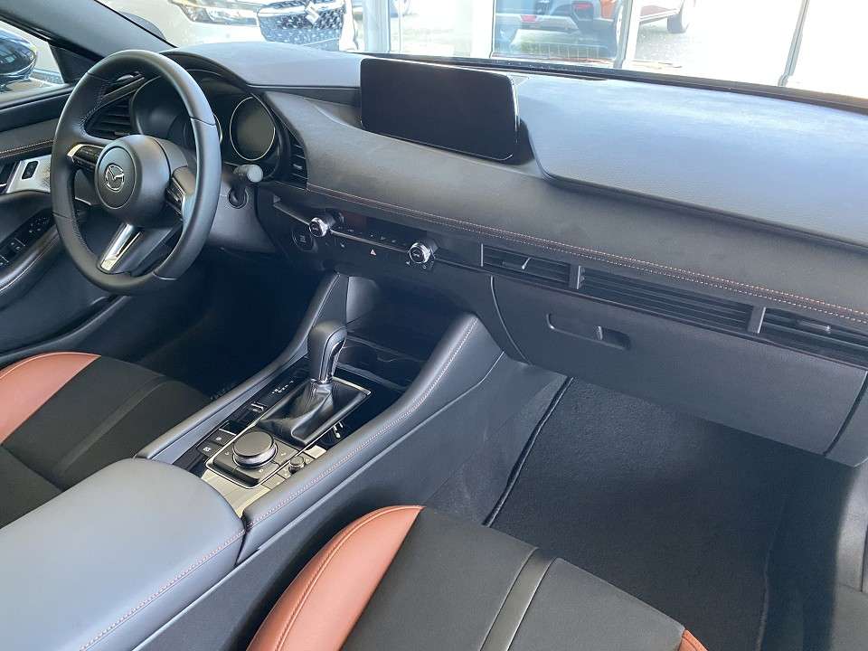 Mazda 3 - Imagem 15