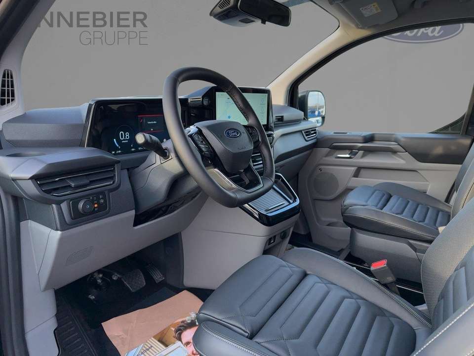 Ford Tourneo Custom - Imagem 10