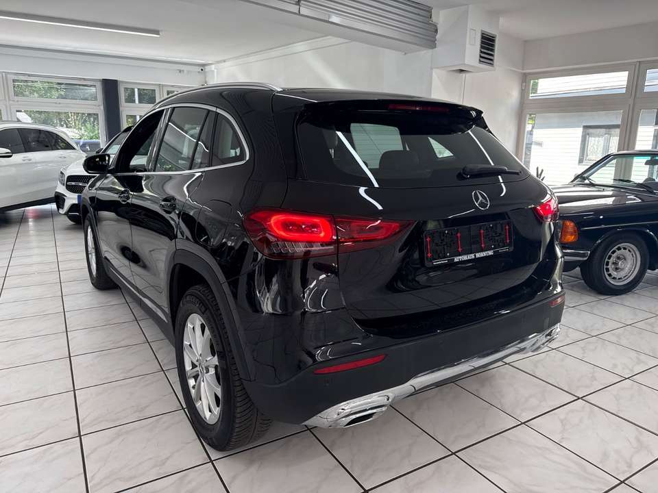 Mercedes-Benz GLA 200 - Imagem 2