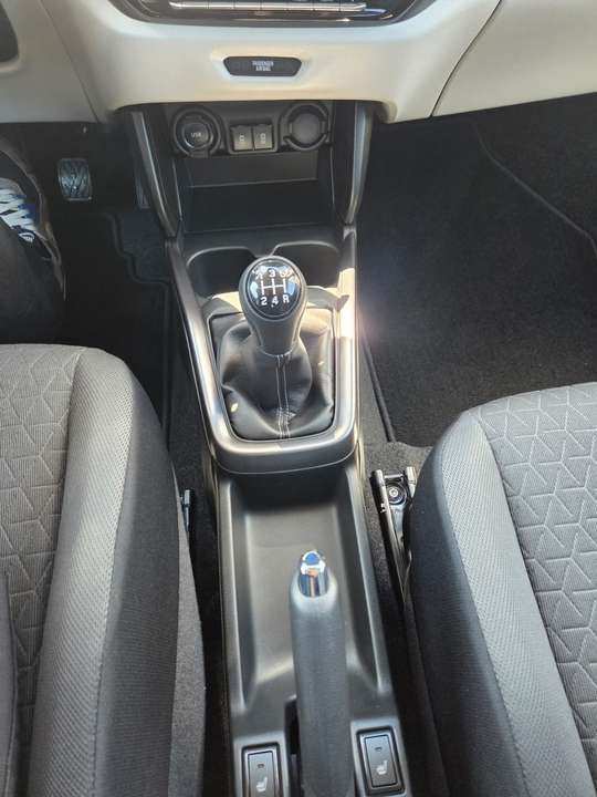 Suzuki Swift - Imagem 7