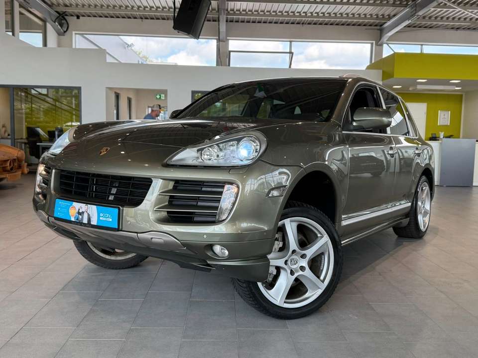 Porsche Cayenne - Imagem 1