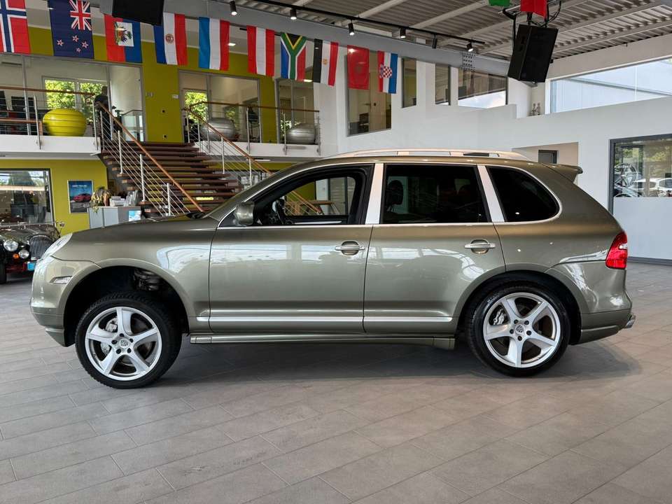 Porsche Cayenne - Imagem 2