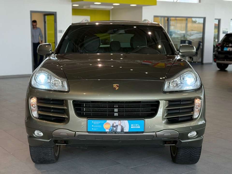Porsche Cayenne - Imagem 8