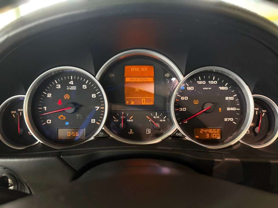 Porsche Cayenne - Imagem 15