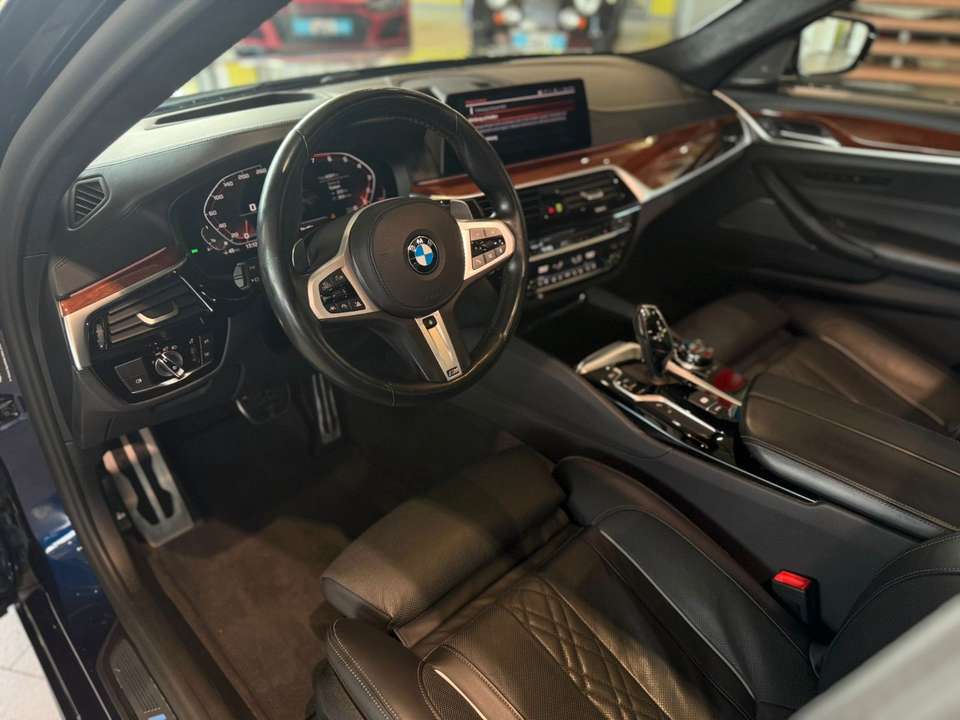 BMW 550 - Imagem 14