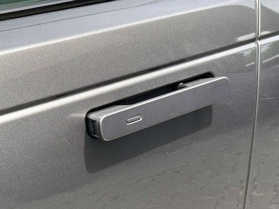 Land Rover Range Rover Velar - Imagem 9