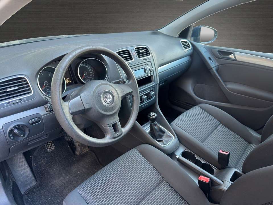 Volkswagen Golf - Imagem 10