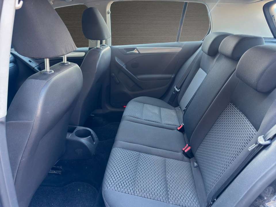 Volkswagen Golf - Imagem 12