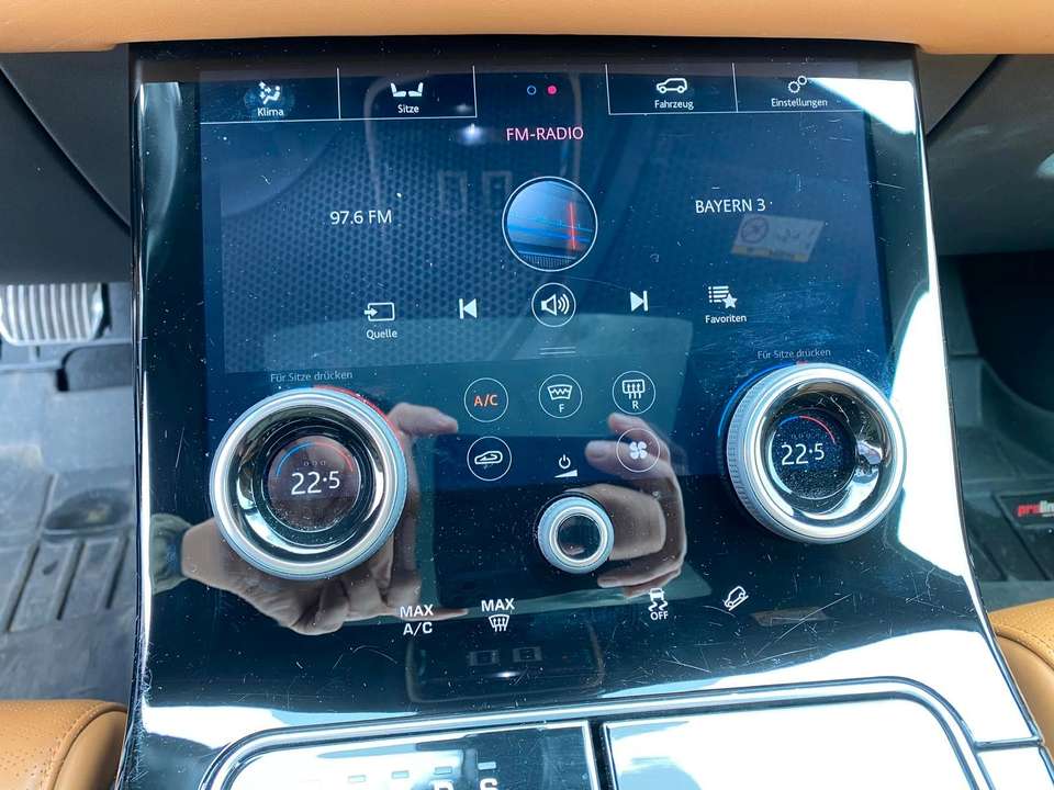Land Rover Range Rover Velar - Imagem 12
