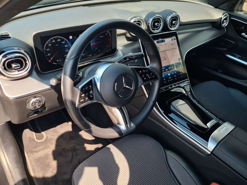Mercedes-Benz C 200 - Imagem 9