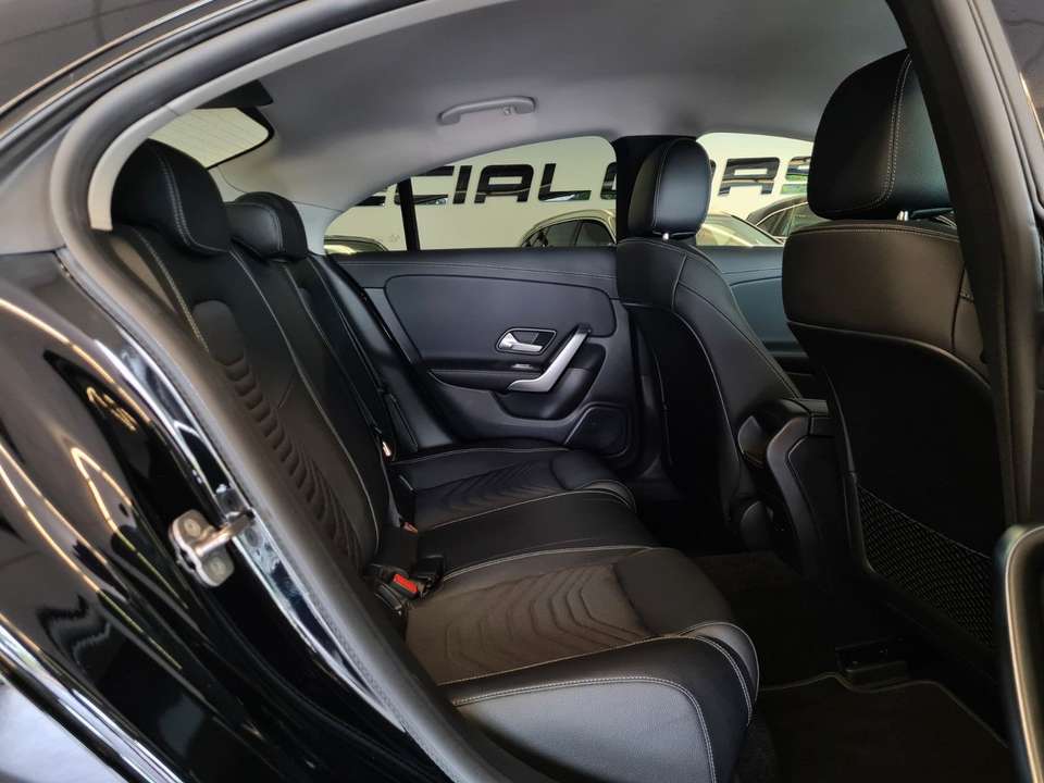 Mercedes-Benz CLA 200 - Imagem 15