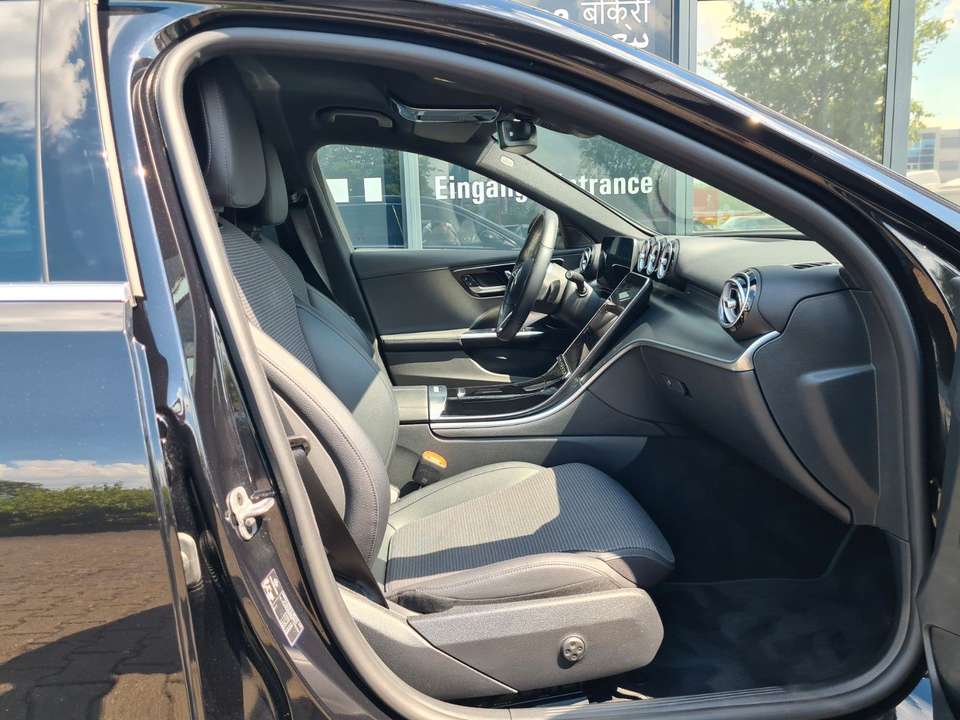 Mercedes-Benz C 200 - Imagem 15