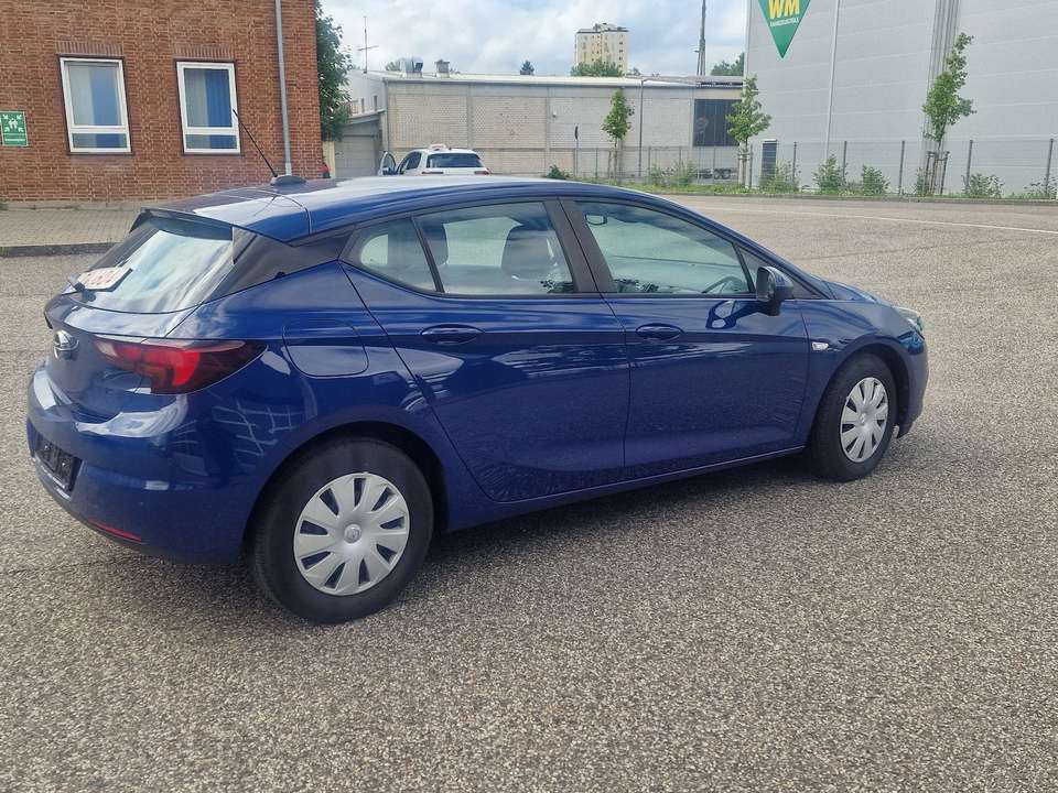 Opel Astra - Imagem 8