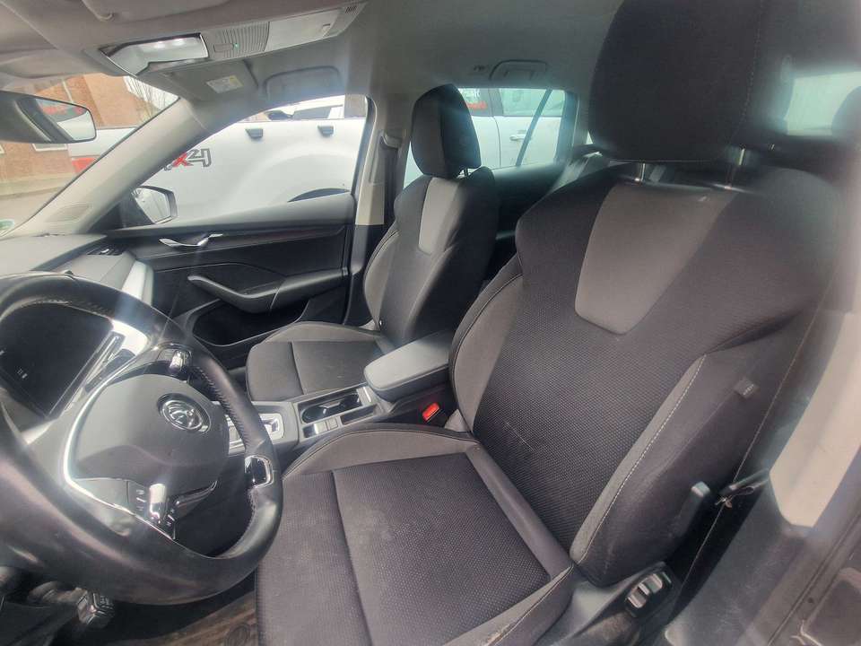 Skoda Octavia - Imagem 9