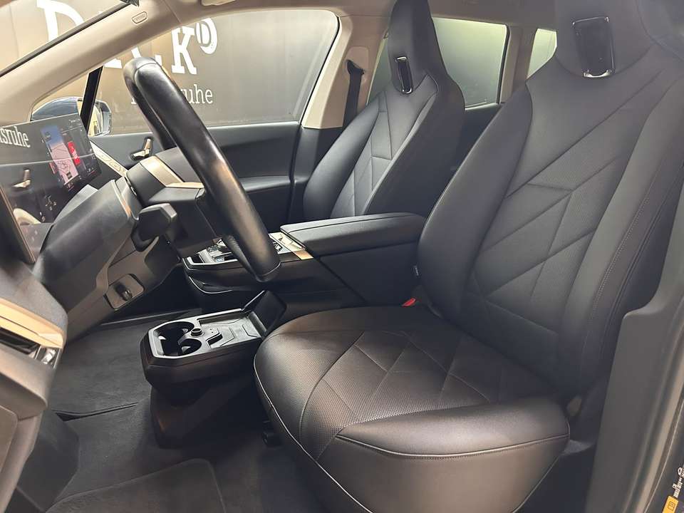 BMW iX - Imagem 8