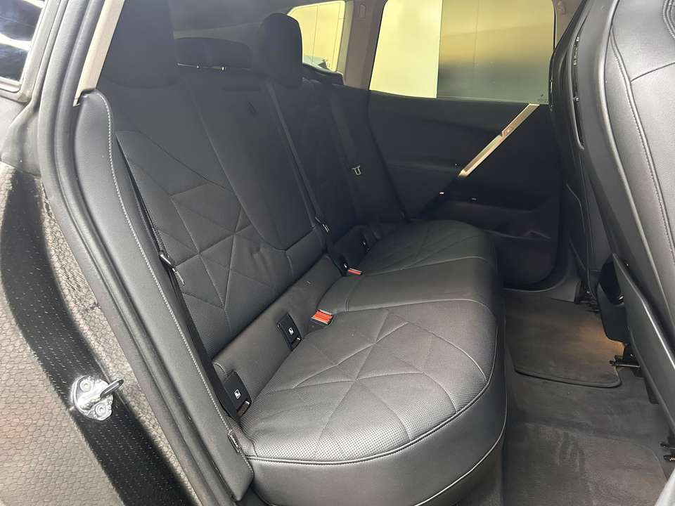 BMW iX - Imagem 11