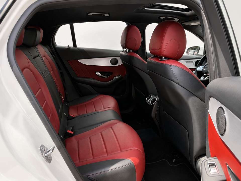 Mercedes-Benz GLC 300 - Imagem 10