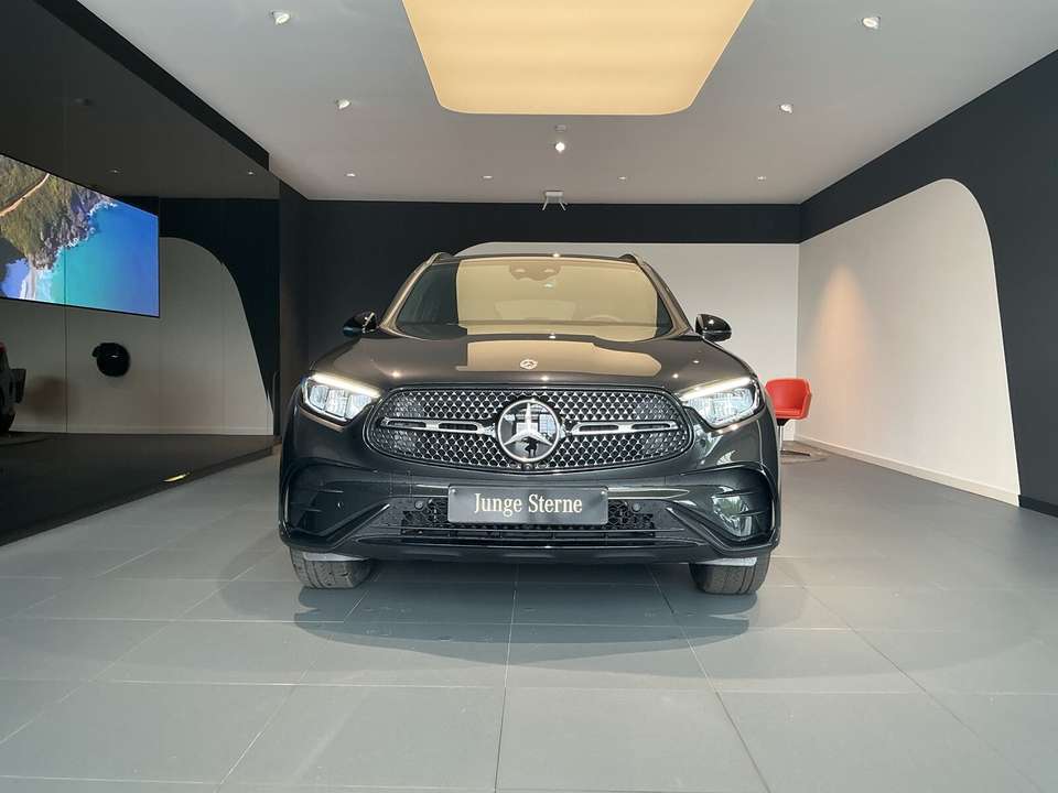 Mercedes-Benz GLC 200 - Imagem 2