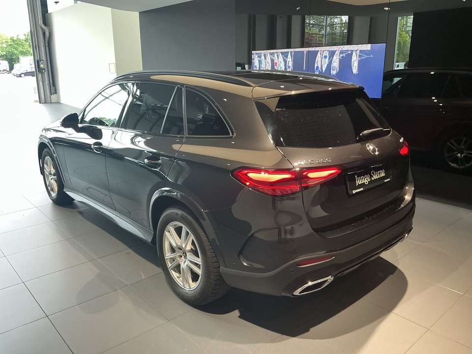 Mercedes-Benz GLC 200 - Imagem 6