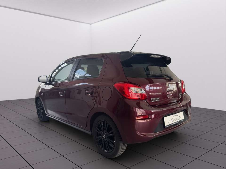 Mitsubishi Space Star - Imagem 6