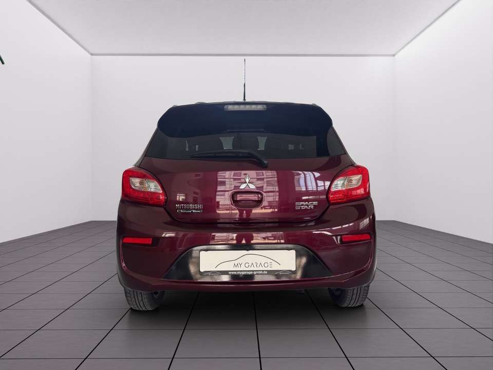 Mitsubishi Space Star - Imagem 7