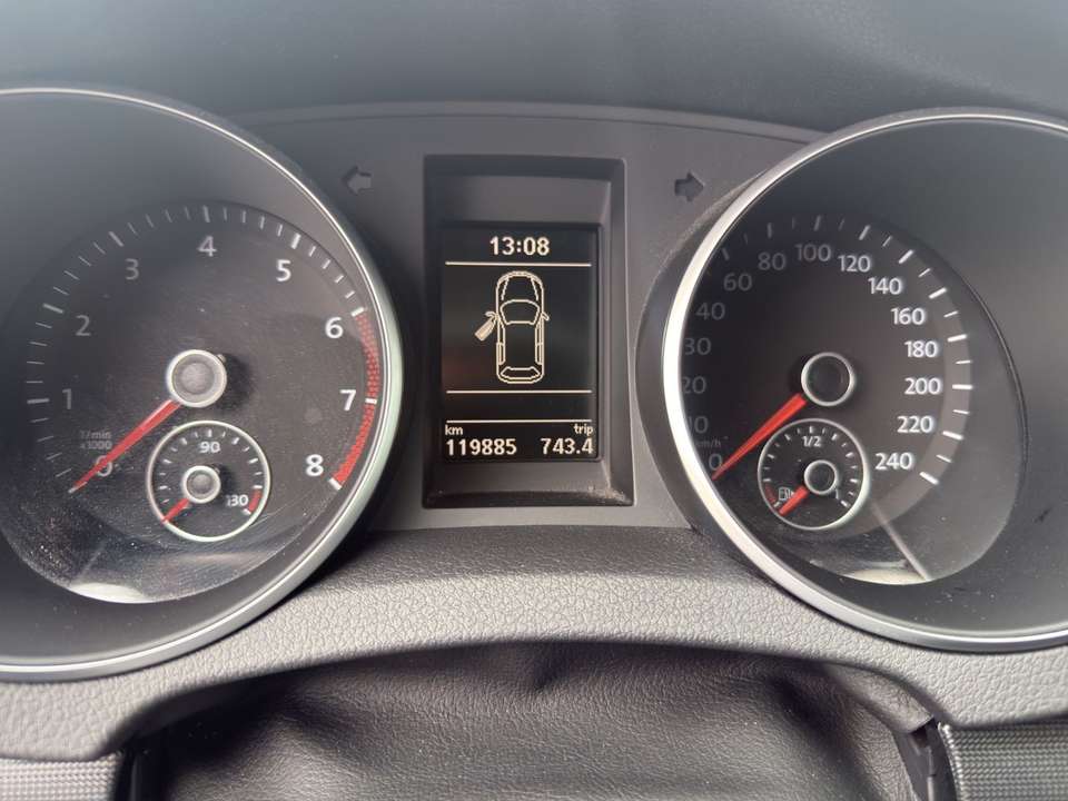 Volkswagen Golf - Imagem 10