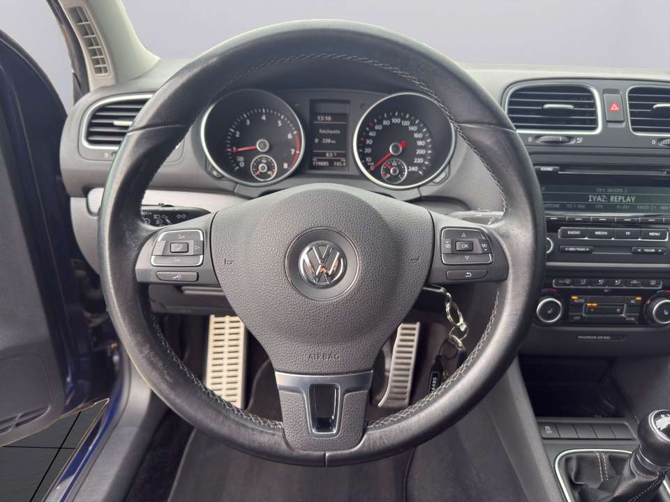 Volkswagen Golf - Imagem 11