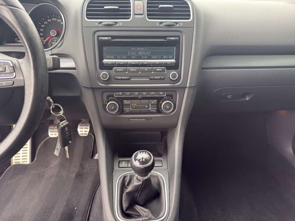 Volkswagen Golf - Imagem 12
