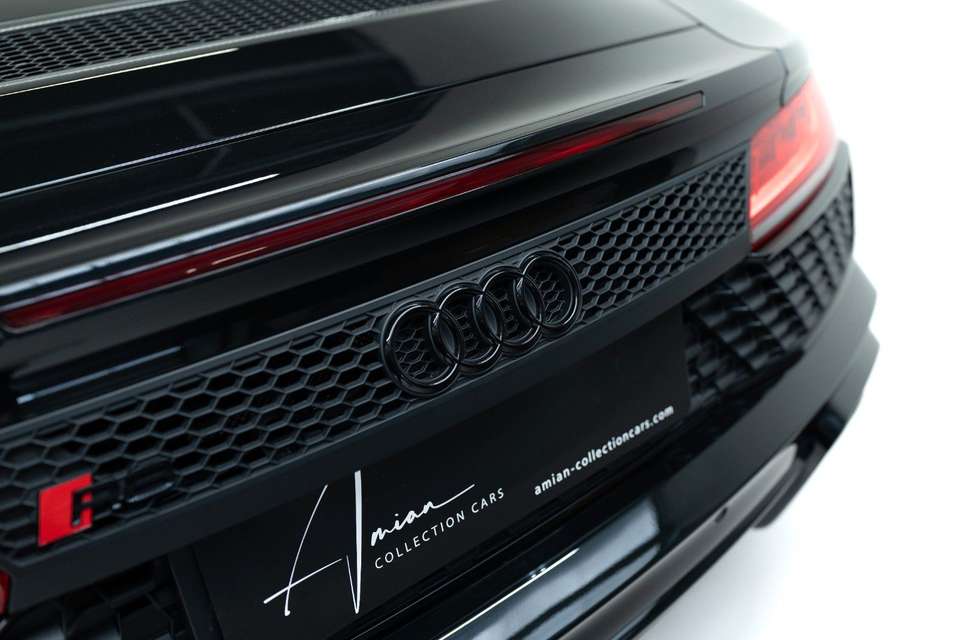 Audi R8 - Imagem 11