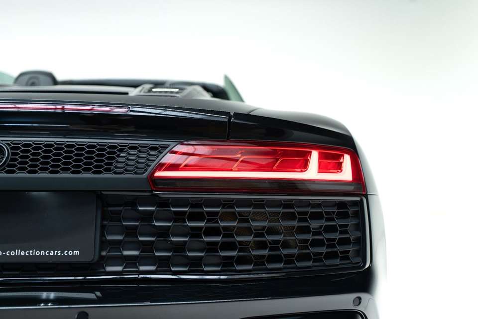 Audi R8 - Imagem 12