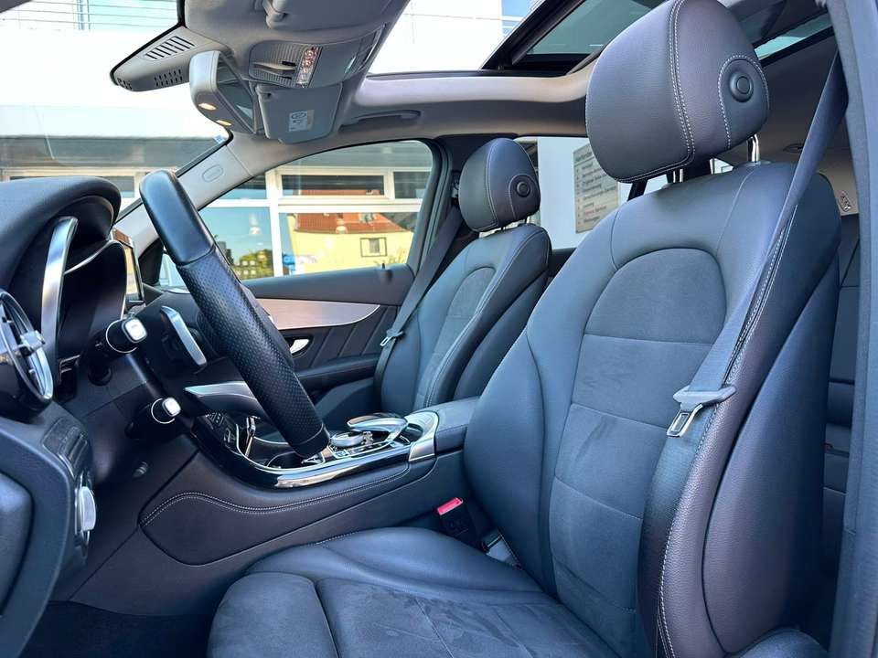 Mercedes-Benz GLC 220 - Imagem 11