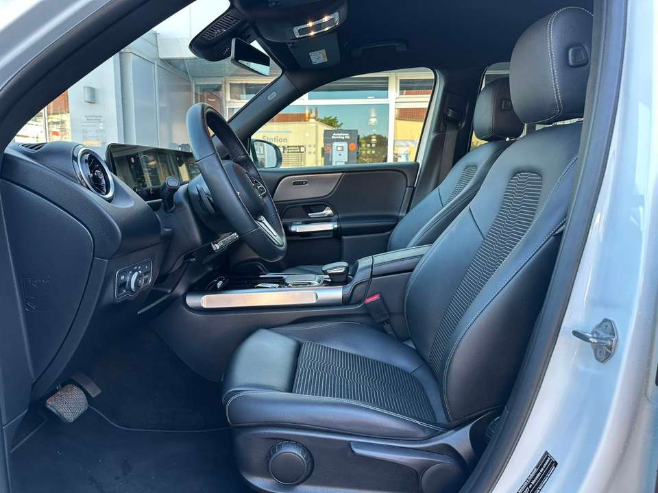 Mercedes-Benz GLB 200 - Imagem 9