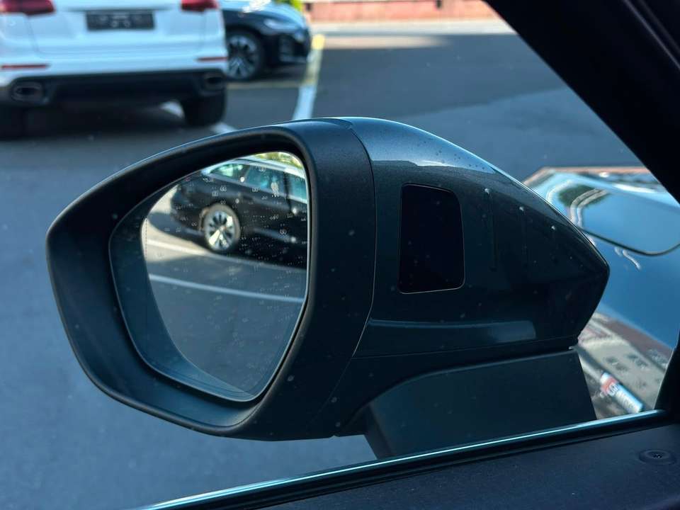 Car picture 12