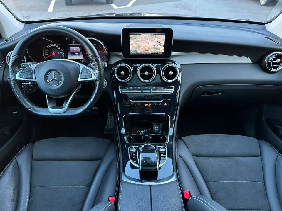 Mercedes-Benz GLC 220 - Imagem 15