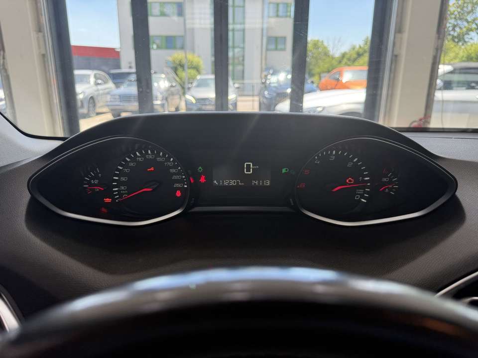 Peugeot 308 - Imagem 14