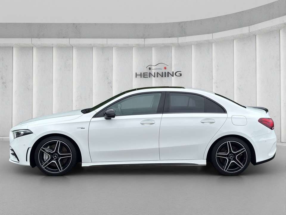 Mercedes-Benz A 35 AMG - Imagem 2