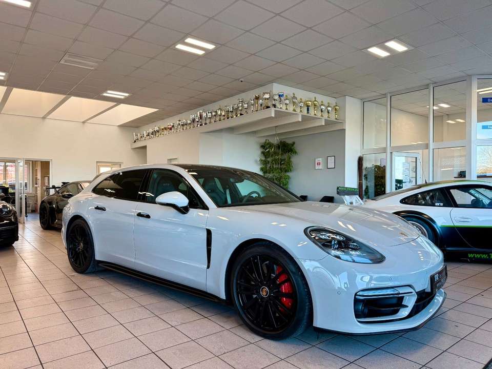 Porsche Panamera - Imagem 1