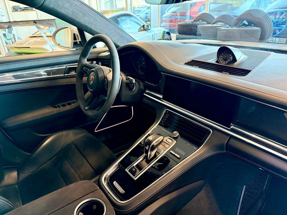 Porsche Panamera - Imagem 10