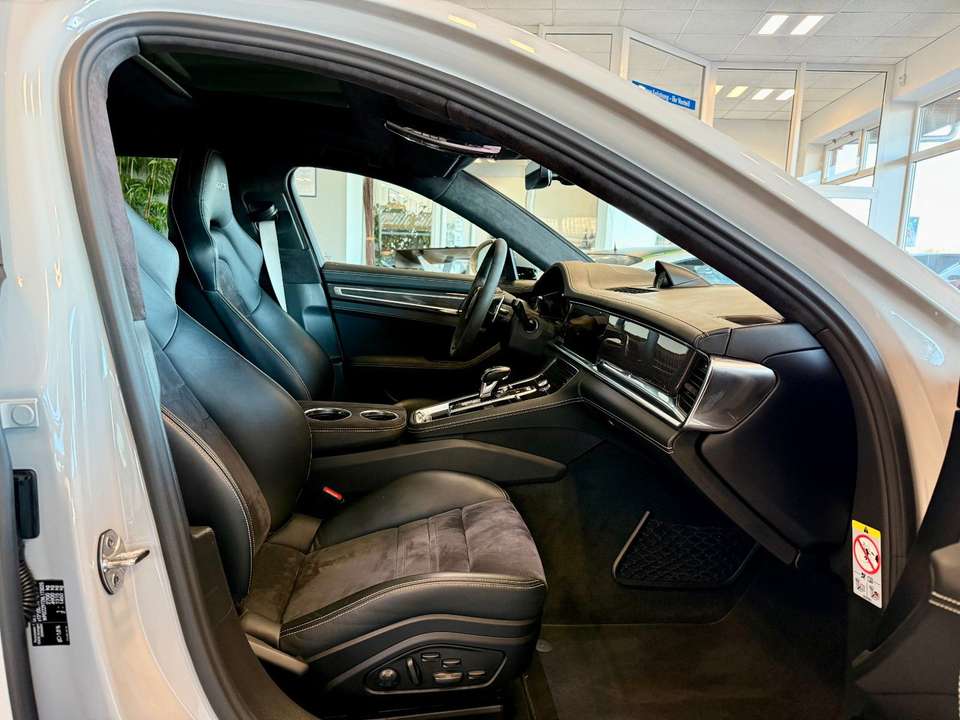 Porsche Panamera - Imagem 11