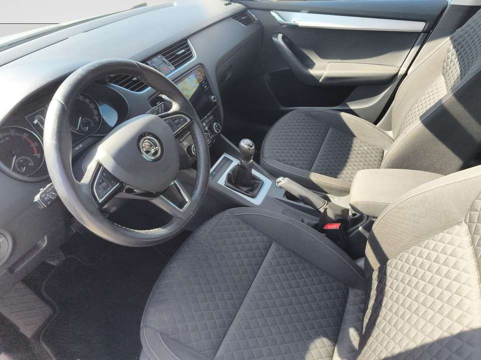 Skoda Octavia - Imagem 10