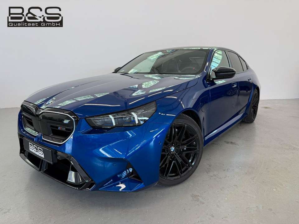 BMW M5 - Imagem 1