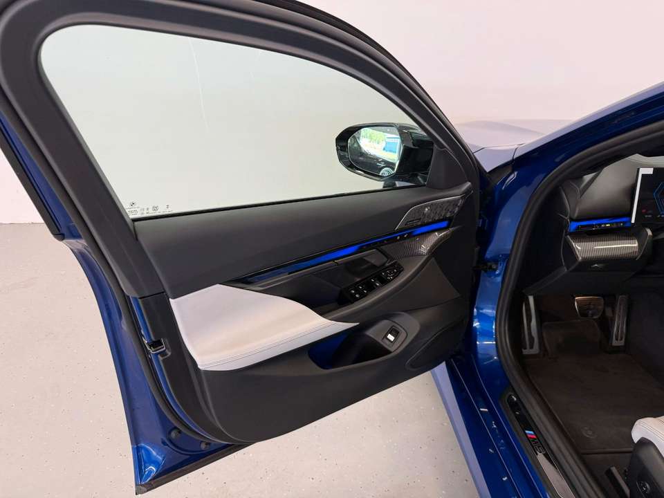 BMW M5 - Imagem 11