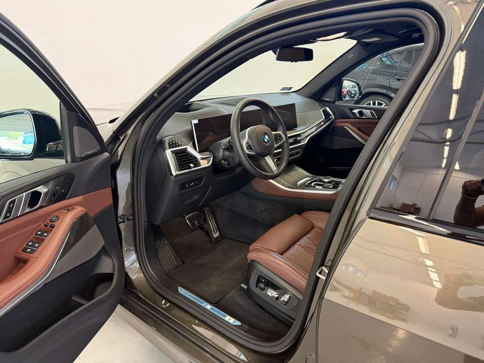 BMW X5 - Imagem 14